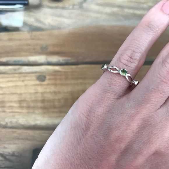 Vintage Jewelry - Sterling Silver Peridot Cut Out Stack Ring Taxco 6